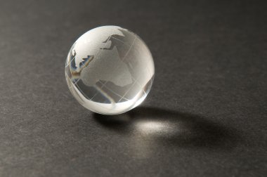 küçük kristal küre