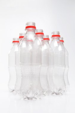 boş bir plastik şişe