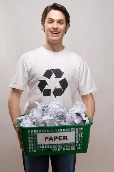 回收纸的男人 — 图库照片