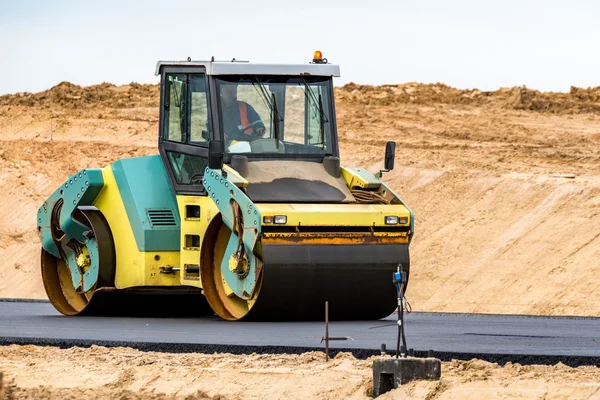 Nueva construcción de carreteras — Foto de Stock