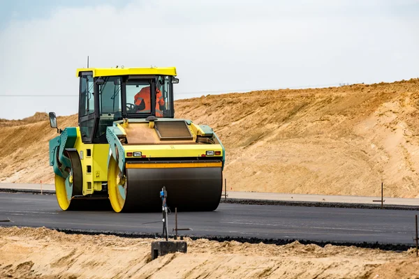 Nueva construcción de carreteras — Foto de Stock