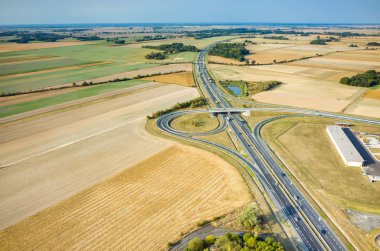 Uzun modern karayolu