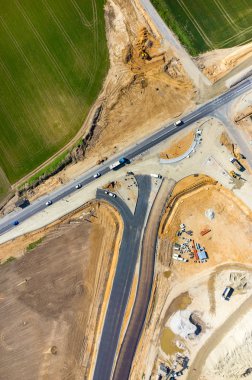 Yeni yol inşaat site havadan görünümü