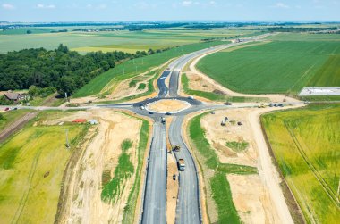 Yeni yol inşaat site havadan görünümü