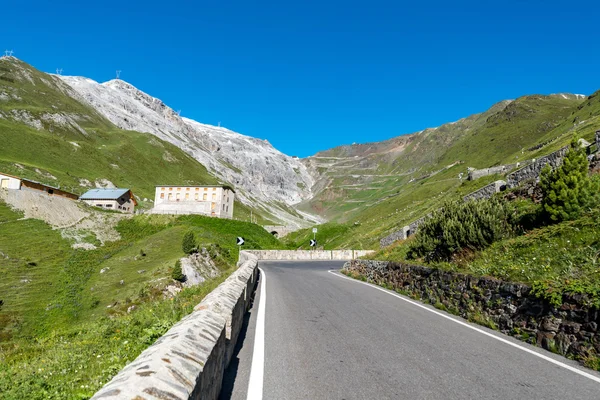 Berge Alpen Passo stelvio — Stockfoto