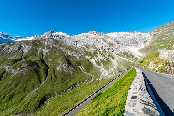 Montañas Alpes Passo Stelvio —  Fotos de Stock