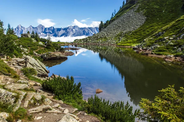 Lago — Fotografia de Stock