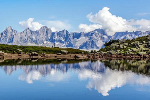 Lago — Foto de Stock