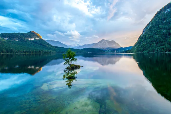 Lago — Fotografia de Stock