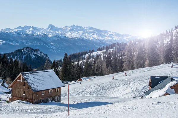 Zonsondergang over skistation — Stockfoto