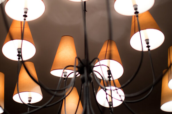 Элегантная лампа
