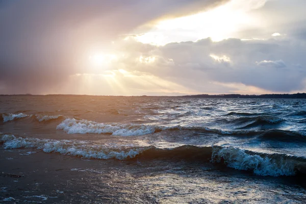 Winderig meer — Stockfoto