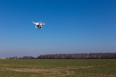 küçük casus uçak