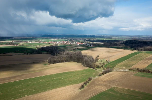 Storm over het veld — Stockfoto