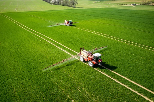 Luftaufnahme des Traktors — Stockfoto