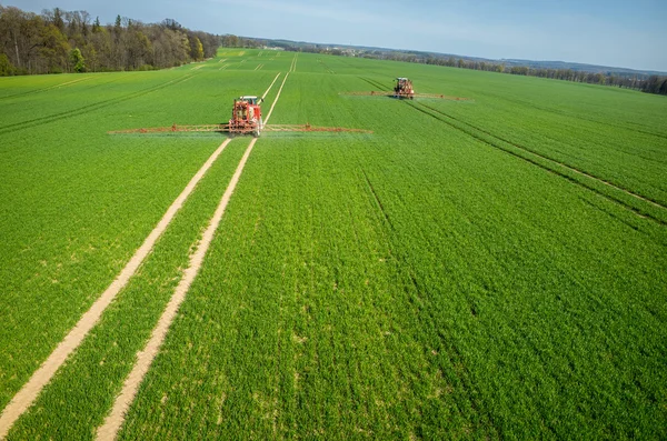 A légi felvétel a traktor — Stock Fotó