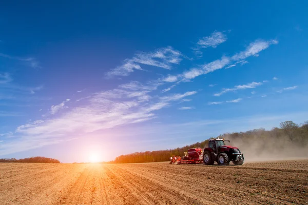 Trabajos de campo de primavera — Foto de Stock