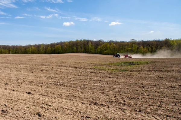 Spring field works — Stock Photo, Image