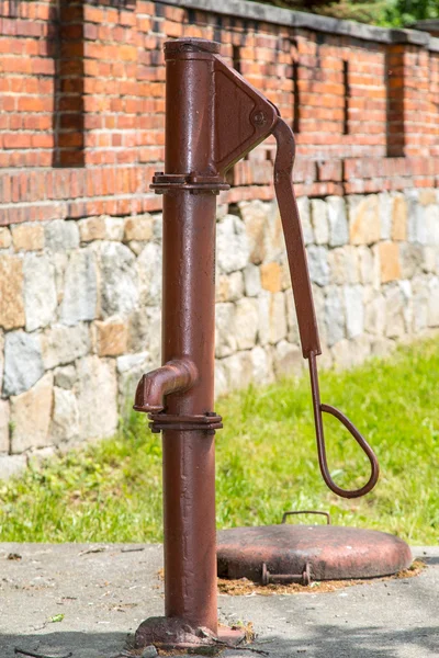 Eski pompa — Stok fotoğraf