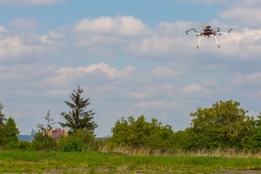 küçük casus uçak