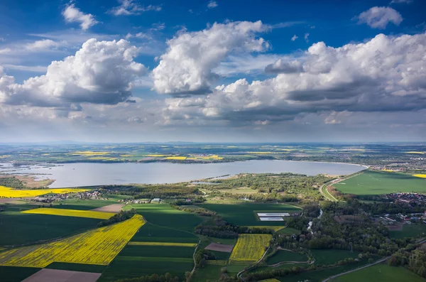 Flygfoto på sjön — Stockfoto