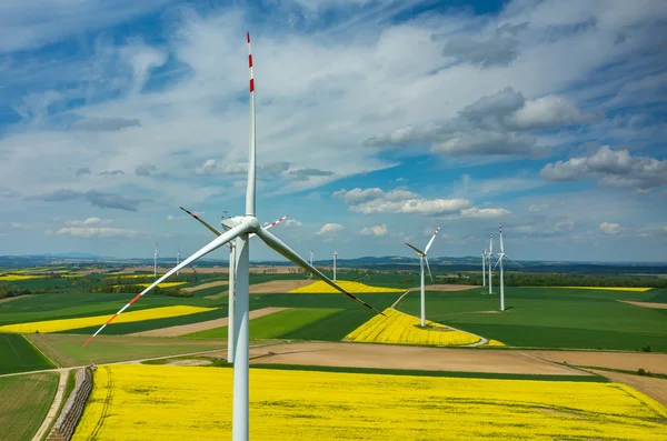 Molinos de viento vista aérea — Foto de Stock