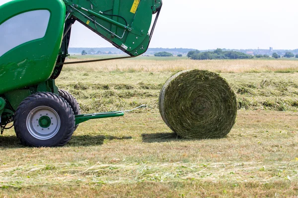 Round baler — Stock Photo, Image