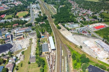 Şehre havadan görünümü