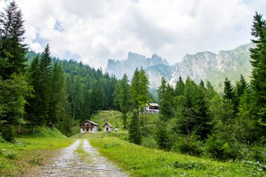 Dağlarda yönlendirmek