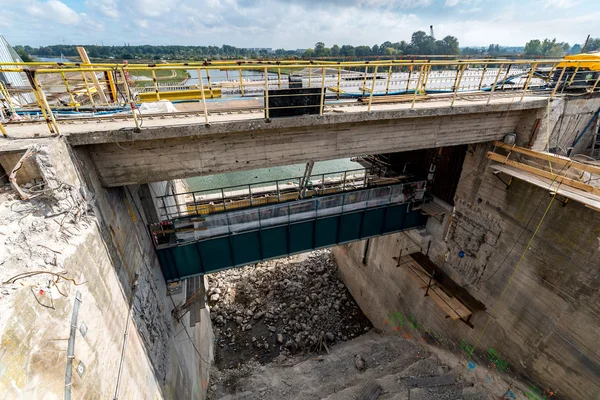 ダムの再建 — ストック写真