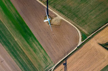 Yel değirmeni üzerinde havadan görünümü