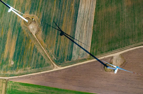 Yel değirmeni üzerinde havadan görünümü