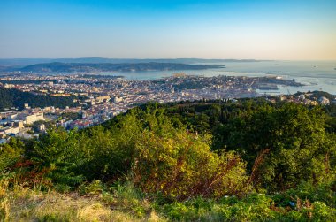 Trieste üzerinde havadan görünümü