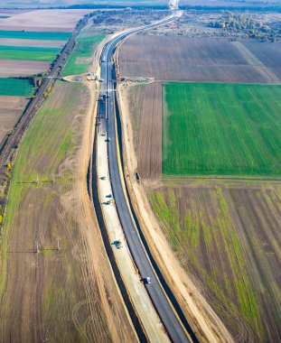 yol yapım aşamasında
