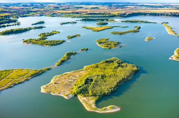 Letecký pohled na jezero — Stock fotografie