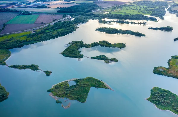 Flygfoto på sjön — Stockfoto