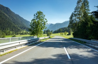 Dağlarda yönlendirmek