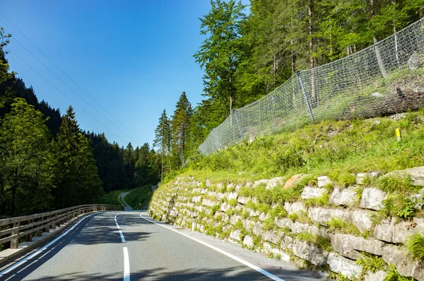 Route in den Bergen — Stockfoto