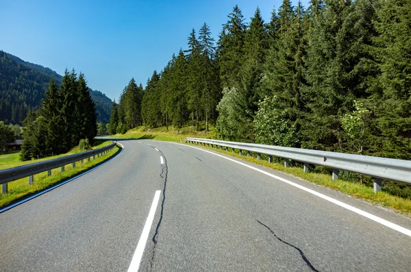 Route in mountains — Stock Photo, Image