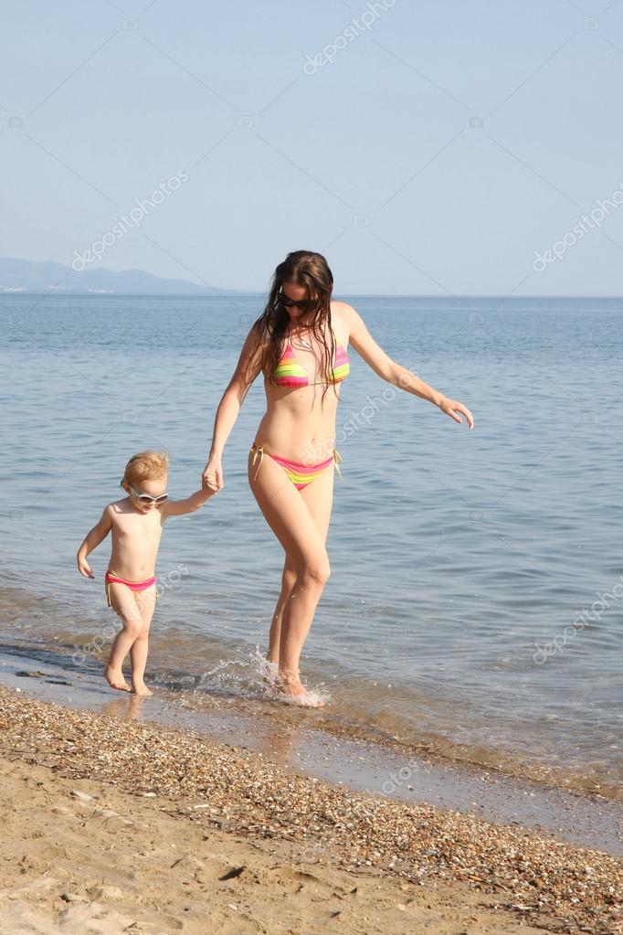 Nudist mother and daughter