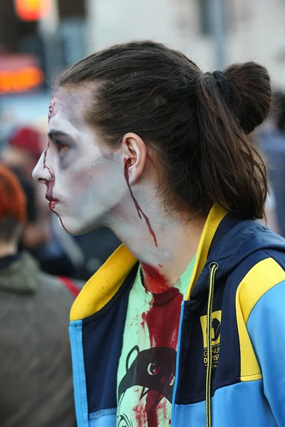 Belgrad zombi yürüme 