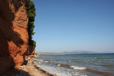 Deniz kenarı kırmızı roks