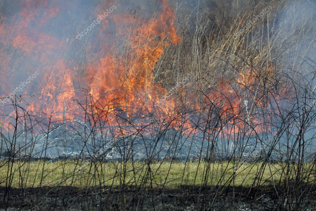 Una combustión controlada en Saint Louis, Missouri, asegura que la acumulación de combustible es