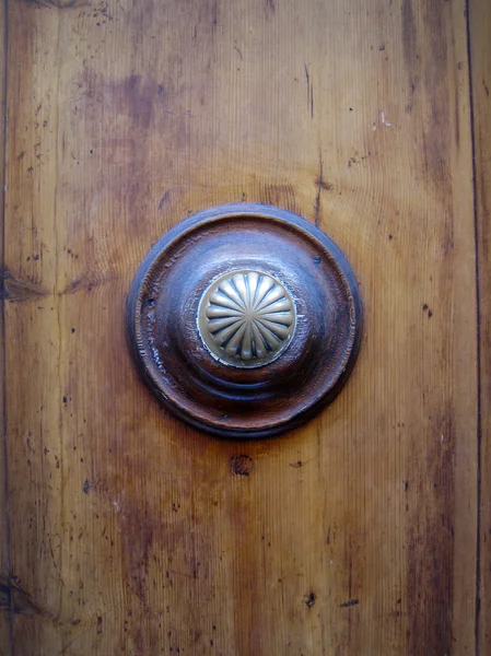 Old Metal Door Handle Wooden Door Close — Stock Photo, Image