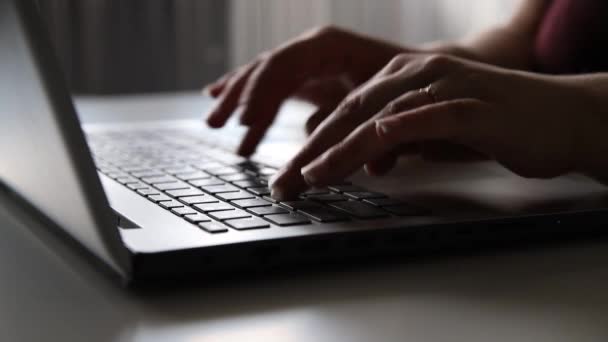 Female Hands Business Woman Using Text Input Keyboard Silver Gray — Stock Video