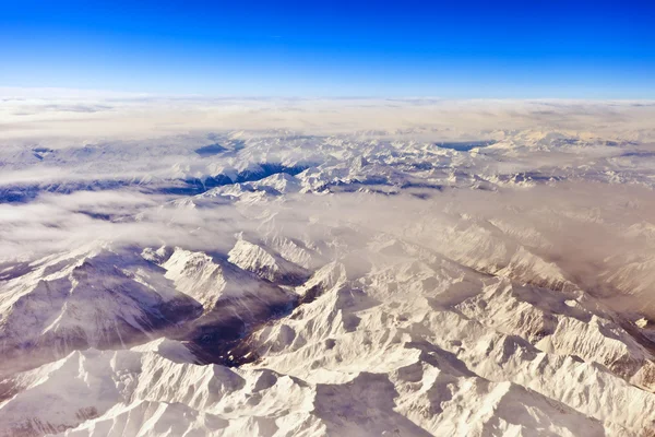 Widok z lotu ptaka na Alpy — Zdjęcie stockowe