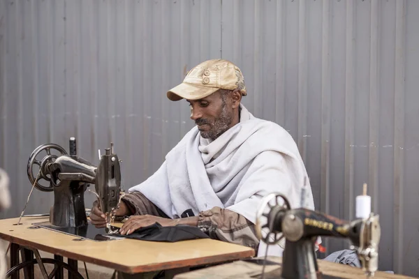 Tailleur en Ethiopie — Photo