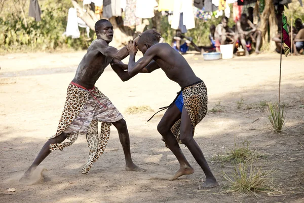 Lottatori sud sudanesi — Foto Stock