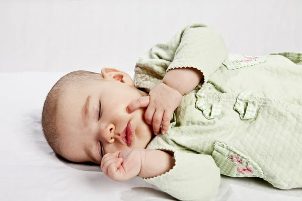 Bebé durmiendo profundamente — Foto de Stock