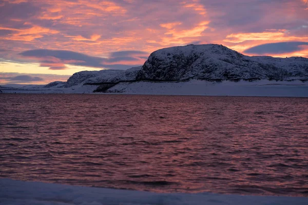 Oceano Ártico Pôr Sol Inverno Céu Com Nuvens — Fotografia de Stock